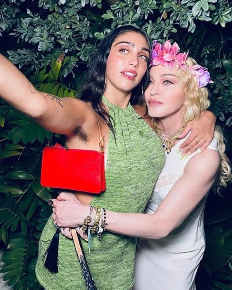 Madonna-Lourdes