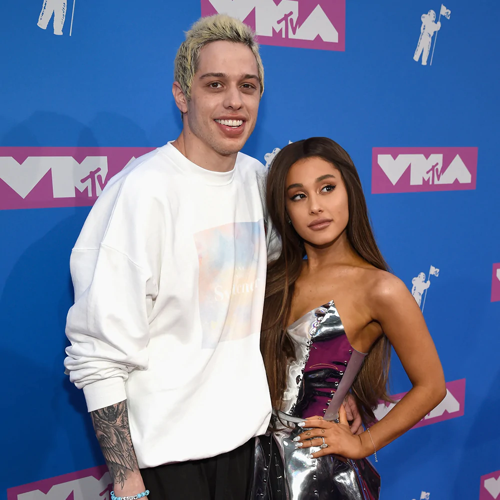 Ariana Grande, Pete Davidson penis