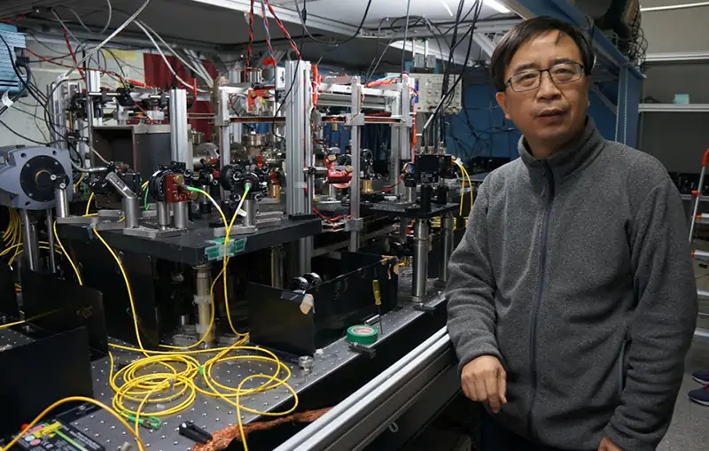Quantum internet