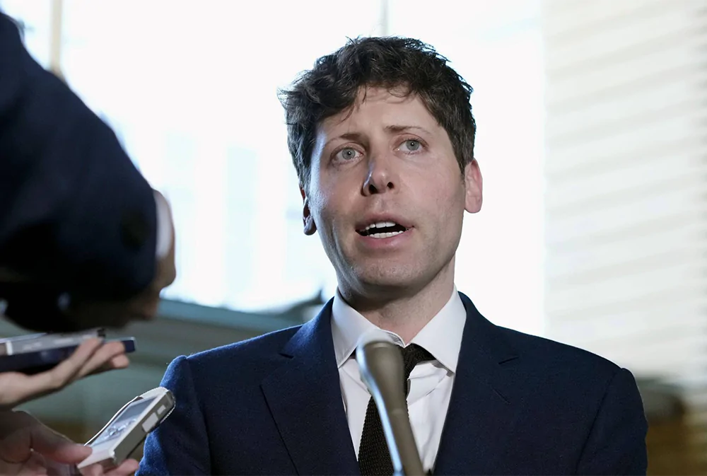 Sam Altman, Japan.