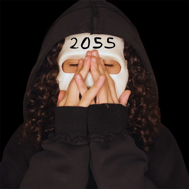 whitemask2055